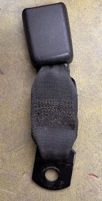 99 Mercedes Benz MB Ml430 Seat Seatbelt Buckle Assembly Center Rear - Image 1 of 3