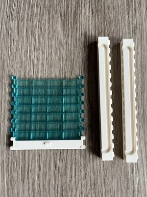 Lego Puerta de Garaje Incompleta 7 Azulejos Trans Azul Manija Blanca 4217 4218 4219 Foto 1 de 3