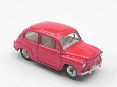 Dinky Toys Fiat 600 D Nº 520 Fundidos a presión originales hechos en Francia vintage Foto 1 de 4