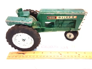 Vintage Original 1:16 Ertl #604 Oliver 1800C Green Toy Tractor To Restore - Picture 1 of 12