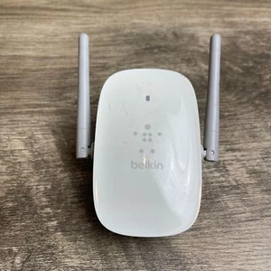 Belkin F9K1111v1 N300DB White Portable Wireless WiFi Dual-Band Range Extender - Picture 1 of 4