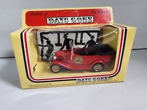 1/43 Lledo Diecast 1930 Ford Model A open top red Fire chief 1983 DG9-002a new - Picture 1 of 4