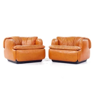 Alberto Rosselli for Saporiti Confidential MCM Leather Lounge Chairs - Pair - Picture 1 of 12