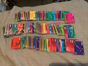 Über 300 Fortnite Trading Cards Panini 2020 - Bild 1 von 3