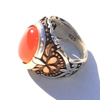 Anillo de plata de ley para hombre con piedra central natural Foto 1 de 3