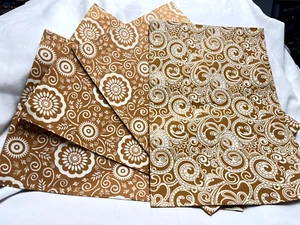 Placemats- Four Tan and White- One is a different pattern - Picture 1 of 3