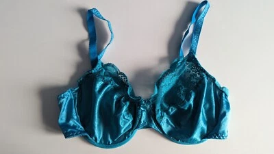 VTG WARNER'S Flowering Lace Unlined Satin Second Skin Underwire Bra 36C #2585 - Image 1 of 4