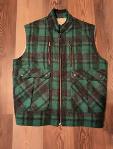 Vintage Northern Summit Large 42/44 Green Plaid Sherpa Lined Trucker Vest Taiwan - Picture 1 of 14