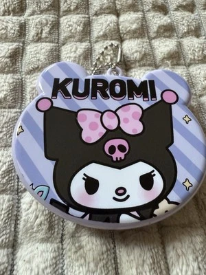 Juego de espejos/peines Sanrio Kuromi en púrpura con lazo rosa Foto 1 de 3
