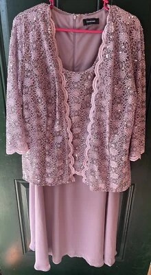 Hermoso Vestido/Chaqueta Formal R&M Richards 18W MIDI Púrpura Encaje Lentejuelas 2 Piezas Foto 1 de 4