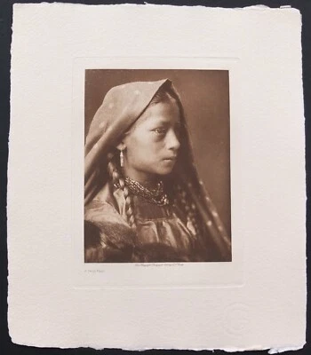 Impresión de Edward S. Curtis 1925 "A Taos Maid" del negativo fotográfico original Foto 1 de 4