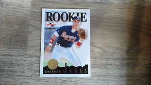 1995 Score Summit #115 Chipper Jones (HOF) RC Atlanta Braves - Bild 1 von 2