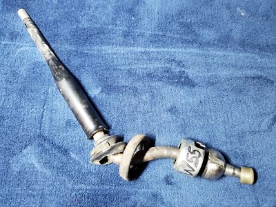 89-95 TOYOTA PICKUP TRUCK 2WD W55 MANUAL TRANSMISSION SHIFT SHIFTER LEVER HANDLE - Image 1 of 4