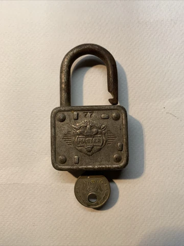 Vintage Master Lock Lion #77 with  Numbered Master Key - Fits But Does NOT turn Cover