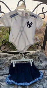 New York YANKEES Outfit Jersey Shirt Panties NWT Infant 6/9 months - Picture 1 of 2