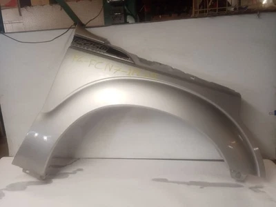 Passenger Right Front Fender from 2016 Ford F250SD XLT [UX SILVER] 12227091 Foto 1 de 4