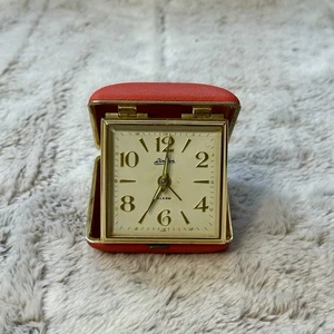 Linden Travel Alarm Clock With Built In Case Vintage - Works - Picture 1 of 5