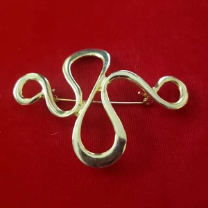 Lovely Abstract Swirl Gold-tone Brooch 2.75" X 2.25" Vintage  - Picture 1 of 4