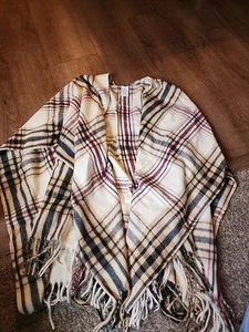 Woolrich Poncho Pullover Decke Halstuch Cape Schal dunkelrot Fransen kariert One Size - Bild 1 von 3