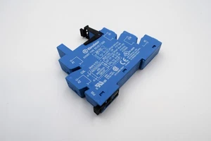 USED FINDER  93.02.7.024  [24 MONTHS WARRANTY] - Picture 1 of 2