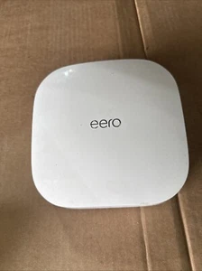 Router de malla inalámbrico eero Pro 6 Tri Band K010001 SIN CABLE DE ALIMENTACIÓN - Imagen 1 de 3
