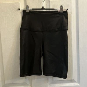 NEU Calia Power Sculpt Kunstleder High Rise Bike Shorts schwarz Gr. XS - Bild 1 von 19