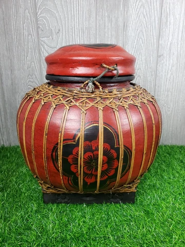 Large Rose Red Wooden Storage or Decor Basket With Lid  12"x12" Cover