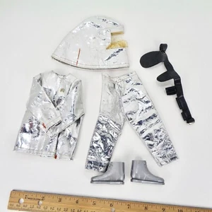 Lotto accessori vintage 12" GI Joe Adventure Team AT Mysterious Explosion cappuccio cintura - Foto 1 di 5