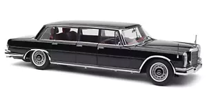 CMC 1:18 Mercedes-Benz (W100) 6 porte Pullmann nero CMC M-200 - Foto 1 di 7