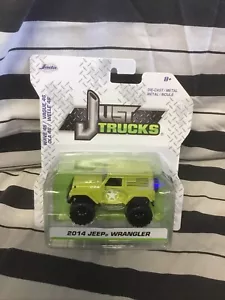 JADA Just Trucks 1:64 2014 Jeep Wrangler USA Military Green Star Wave 46 - Picture 1 of 3