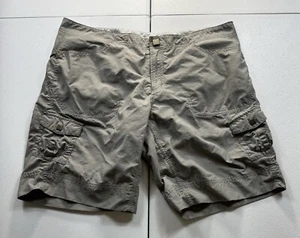 Mountain Hardwear Cargo Shorts Women’s 12 Gray Pockets Cargo Outdoor Hiking - Picture 1 of 12