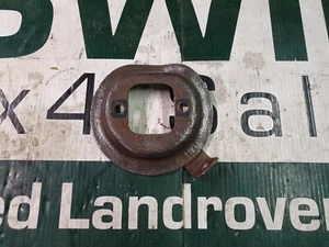 LAND ROVER DISCOVERY 2 TD5/V8 LH FRONT LOWER SPRING SEAT REG000030 - Picture 1 of 5