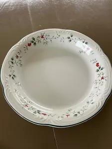 Pfaltzgraff Steinzeug Winterberry Tortenplatte 10" - Bild 1 von 3