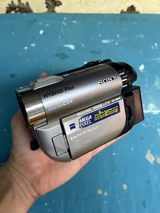 Sony DCR-DVD810E Camcorder (MiniDVD / 8GB Internal HDD / PRO Duo) - Working - Picture 1 of 12