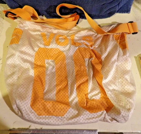 RARE Vintage TENNESSEE VOLUNTEERS PURSE-Jersey material-COOL! Cover