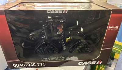 6820 1/32 Universal Hobbies Case IH Quadtrac 715 - Black Beauty - Image 1 of 2