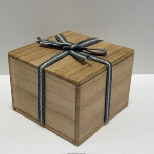 Japanese Wooden Storage Paulownia Old Box for Tea Bowl etc Made in Japan - Picture 1 of 9