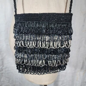 Cartera de Colección Fine Arts Bag Co. New York Inc. Hecha en Hong Kong Negra Plata Con Cuentas - Imagen 1 de 10