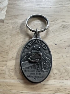 Vintage I survived Mount Washington keychain - Picture 1 of 9