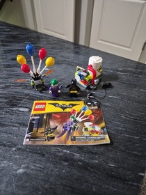 100% Complete LEGO The Batman Movie 70900 Joker Balloon Escape w/instructions