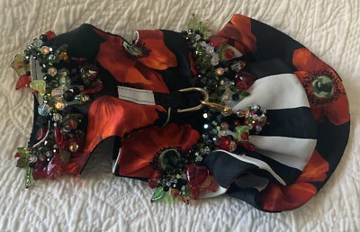 Vestido de lujo XXS para perro cristal de Swarovski rojo/blanco/negro estampado de amapola chien coatura Foto 1 de 4