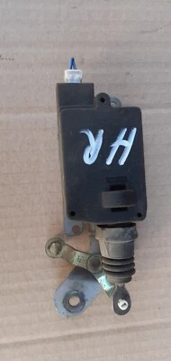 Hyundai Galloper II Appareil de Commande Centre Verrouiller Porte Arrière Droit - Photo 1/2