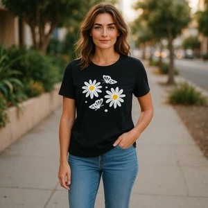 Shein Women t-top XL fit is slim (C40)black, plus decal graphics/short sleeves - Picture 1 of 10