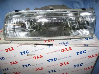 Nuevo FARO TYC 88-92 MAZDA 626 Conductor Izquierdo con Bombilla Culo FARO 8BGE51040A  Foto 1 de 4