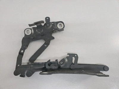 2013-2017 BMW 320i 328xi  Right HOOD Hinge 7239416 2255 - Image 1 of 4