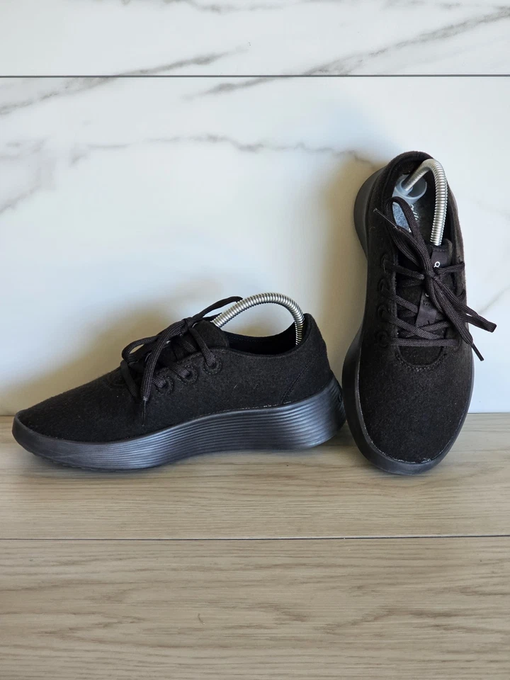 Allbirds Women's Wool Runners Natural Black (Black Sole) Size 8 - Image 1 of 4