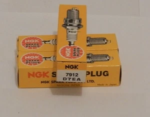 Bujía NGK D7EA (2420) Nueva - Imagen 1 de 1