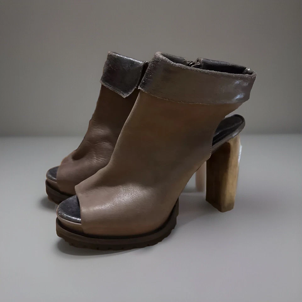 ⭐️brunello cucinelli 女式皮革短靴 - IT 40 码 — 第 1/4 张图片