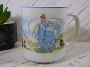 Vintage Disneyland Cinderella Coffee Mug Walt Disney World - Japan - L4 - Picture 1 of 9
