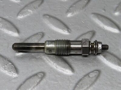 ⚙35888⚙ Bujía incandescente Mercedes-Benz 240D OM616.912 NGK Y-902R Foto 1 de 4